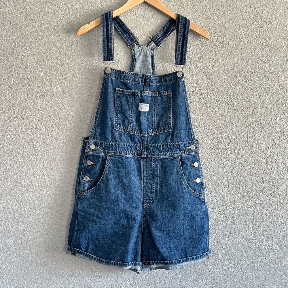 Levi’s Two Horse Brand Overalls Shorts Denim Women’s Size Medium Wash Cuffed Hem